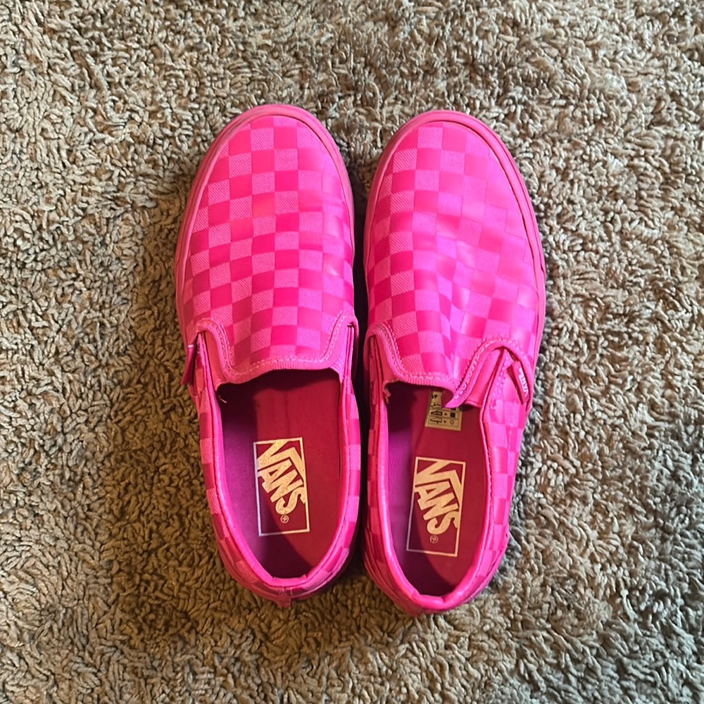 hot pink brand new vans size 7.5 women’s